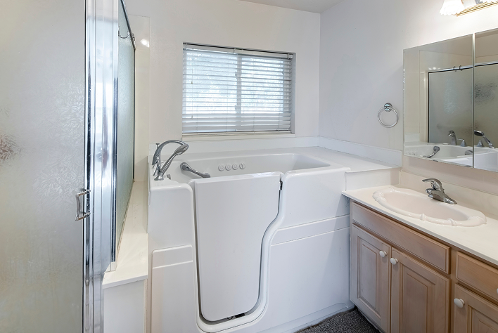 Walk-in tubs - Cost guides